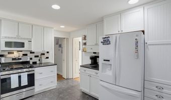 1103 WESTVIEW Ter, Dover, DE 19904