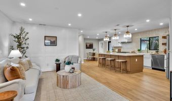 4360 Helix Canyon Dr, La Mesa, CA 91941
