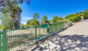 9832 Estrella Dr, Spring Valley, CA 91977