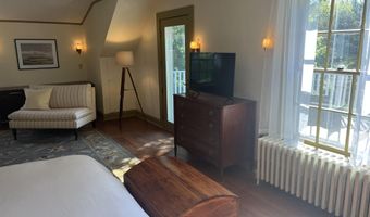 2 Lookout Point Rd, Bar Harbor, ME 04609