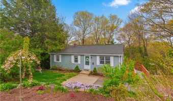6 Linda Ct, Coventry, RI 02816