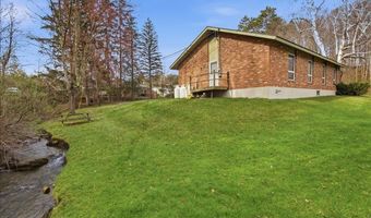 320 Dewey St, Bennington, VT 05201