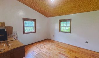 1000 Point Mason Rd, Big Sandy, TN 38221