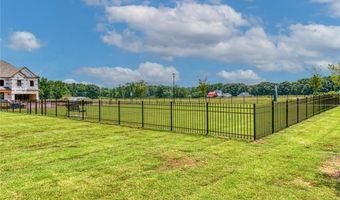 115 Creekside Bluff Way, Auburn, GA 30011