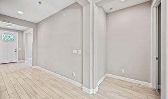 903 W GLACIER Dr, Chandler, AZ 85248