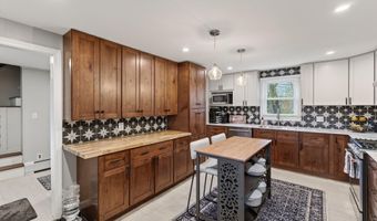 376 S Belfast Ave, Augusta, ME 04330