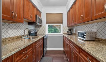 214 AVENUE A B5, Bayonne, NJ 07002