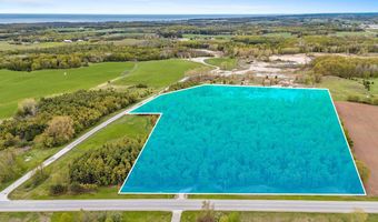 E5425 STATE RD 54, Algoma, WI 54201