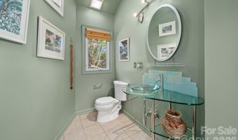 43 Martindale Rd, Asheville, NC 28804
