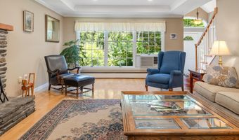 4 Spencer Rd, Hanover, NH 03755