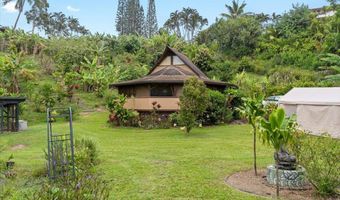 630 E Kuiaha Rd, Haiku, HI 96708