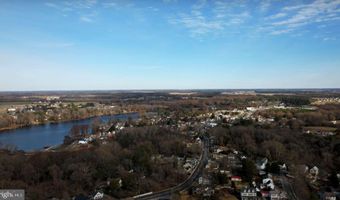 205 W FRONT St A, Laurel, DE 19956