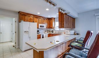 74 Driftwood Ct, Arapahoe, NC 28510