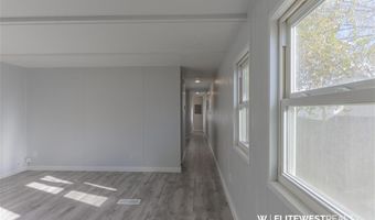 23 3rd Ave W, Deaver, WY 82421