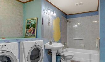 6703 Lakeview Dr, Boulder, CO 80303