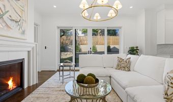 7705 HOLIDAY Ter, Bethesda, MD 20817