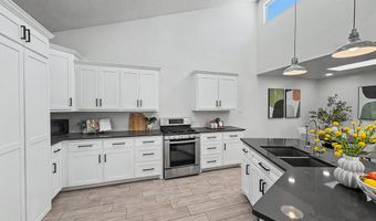 6821 Keeling St NW, Albuquerque, NM 87120