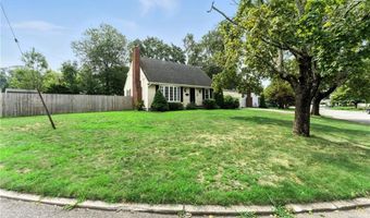 10 Mark Dr, Cranston, RI 02920