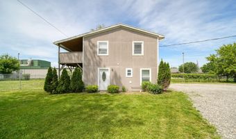916 Oak St, Adrian, MI 49221