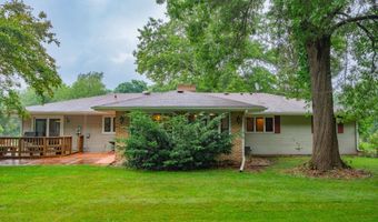 5241 Dommers Dr, Fitchburg, WI 53711