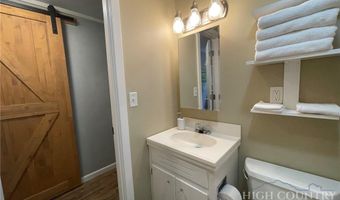 430 Laurel Ridge Rd, Banner Elk, NC 28604