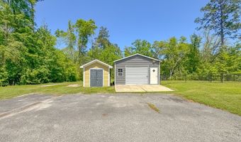 2107 Hughes St, Bainbridge, GA 39819