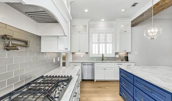 9352 Inniswylde Dr, Baton Rouge, LA 70809