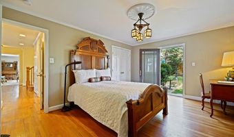 5735 BRADLEY Blvd, Bethesda, MD 20814
