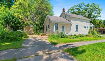 1025 S LAWE St, Appleton, WI 54915