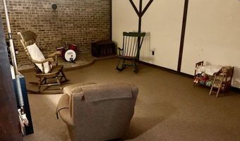 1694 CEDAR TOP Rd, Reading, PA 19607