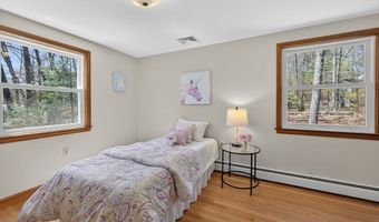 57 Juniper Rd, Andover, MA 01810