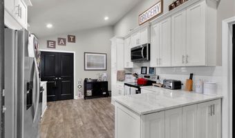 3547 Reavis Mountain Rd, Ball Ground, GA 30107