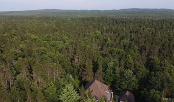 5912 5 Mile Pt Rd, Allouez, MI 49805