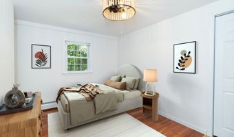 150 Chestnut St, Branford, CT 06405