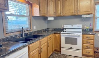 729 S 16th St, Bismarck, ND 58504