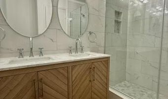 937 BREAKWATER Dr, Annapolis, MD 21403