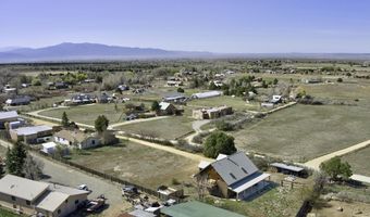 34 Dos Carpinteros Rd, Arroyo Seco, NM 87514
