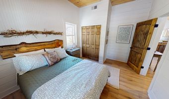 820 Beaver Crk, Andrews, NC 28901
