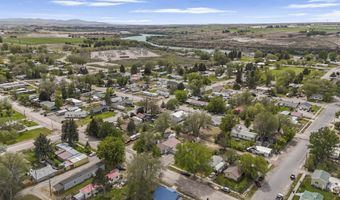 326 Arthur St, American Falls, ID 83211