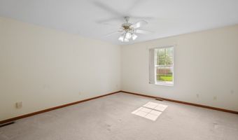 209 Greenbriar Ln, Dalton, OH 44618