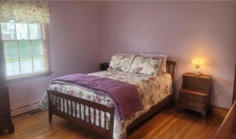 47 Harrison Ave, Newport, RI 02840
