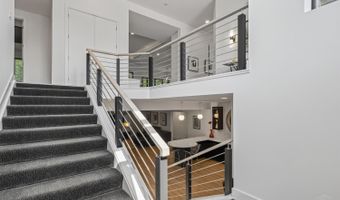 5802 Chestnut Ridge Dr, Anderson Twp., OH 45230