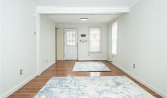 29 York St, Angola, NY 14006