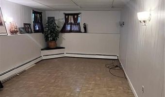 52 Bicentennial Way, North Providence, RI 02919