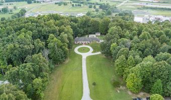 469 Mountain Ln, Albany, KY 42602