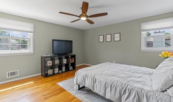 623 Forecastle Ave, Beachwood, NJ 08722