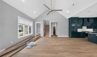6307 SW Prism Path St, Bentonville, AR 72713