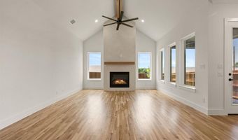 121 Kingfisher Ln, Aledo, TX 76008