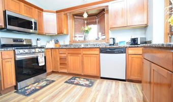 5634 142nd St W, Apple Valley, MN 55124
