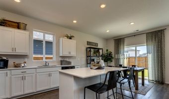 2982 T St, Springfield, OR 97477